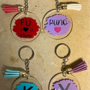 Personalized keychains!!